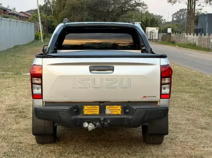 Picture of Isuzu X-Rider 2018