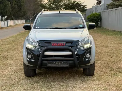 Picture of Isuzu X-Rider 2018