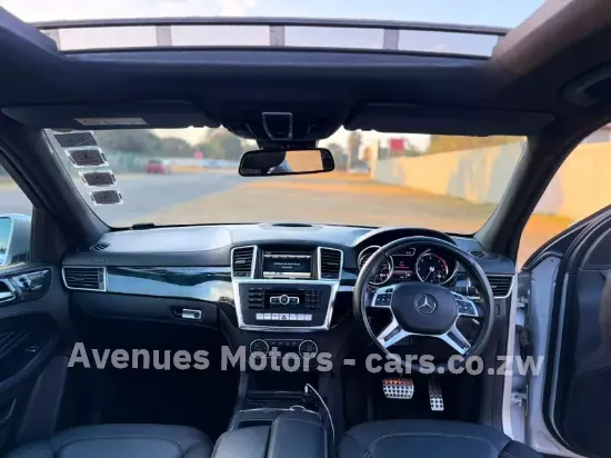 Picture of Mercedes Benz ML-Class 2015
