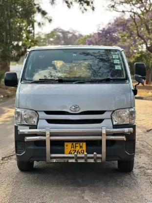 Picture of Toyota Hiace 2017