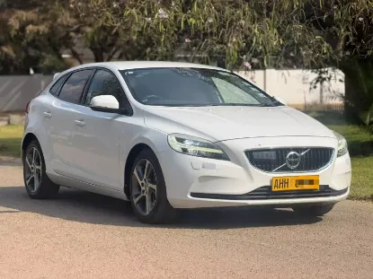 Picture of Volvo V40 2016