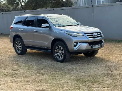 Picture of Toyota Fortuner 2017