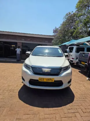 Picture of Toyota Harrier 2014
