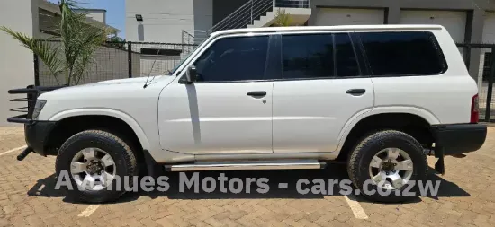 Picture of Nissan Patrol 1998