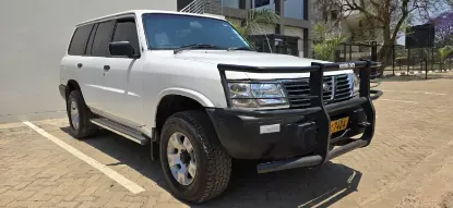 Picture of Nissan Patrol 1998