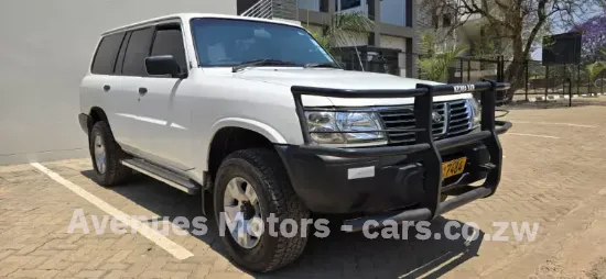 Picture of Nissan Patrol 1998