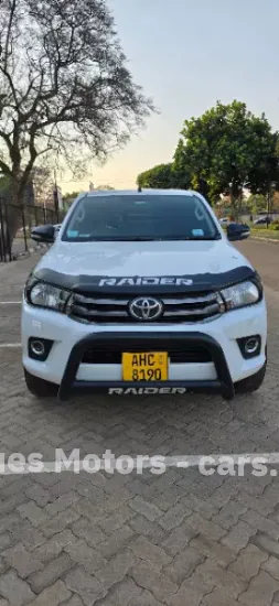 Picture of Toyota Hilux 2025