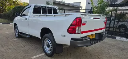 Picture of Toyota Hilux 2017