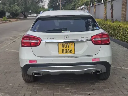 Picture of Mercedes Benz GLA 2016