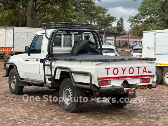 Picture of Toyota Land Cruiser 2022
