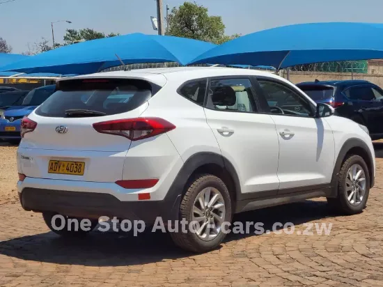 Picture of Hyundai Tucson 2015