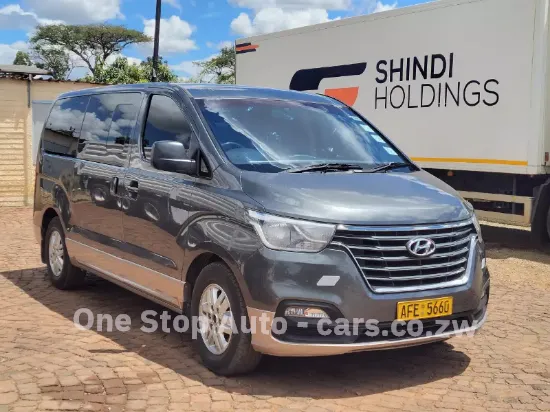 Picture of Hyundai H-1 2019