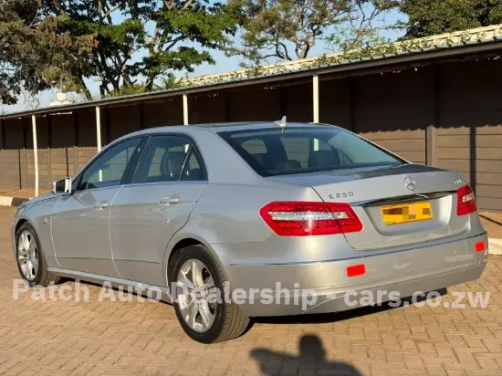 Picture of Mercedes Benz E-Class 2010