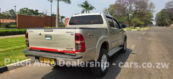 Picture of Toyota Hilux 2012
