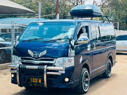 Picture of Toyota Hiace 2015