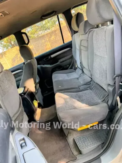 Picture of Toyota Prado 2003