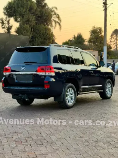 Picture of Toyota Land Cruiser 2018