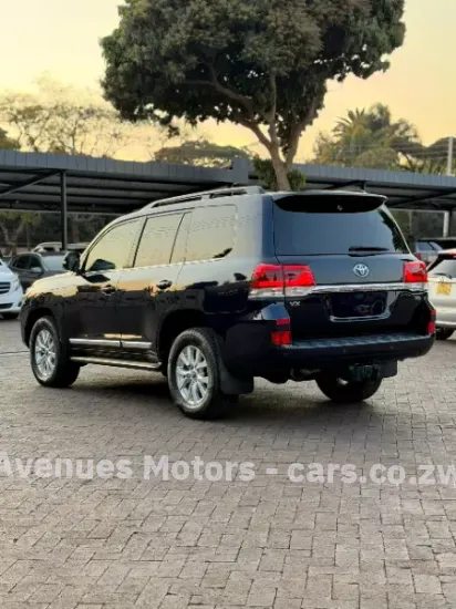 Picture of Toyota Land Cruiser 2018