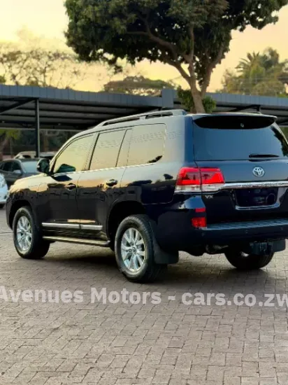 Picture of Toyota Land Cruiser 2018