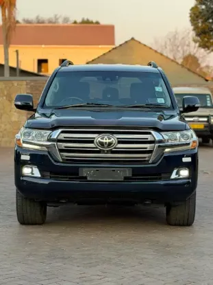 Picture of Toyota Land Cruiser 2018