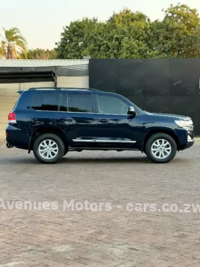 Picture of Toyota Land Cruiser 2018