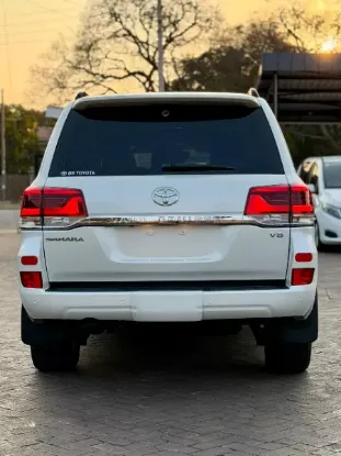 Picture of Toyota Land Cruiser 2018