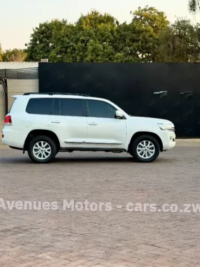 Picture of Toyota Land Cruiser 2018