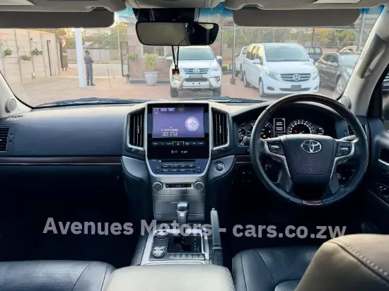 Picture of Toyota Land Cruiser 2018