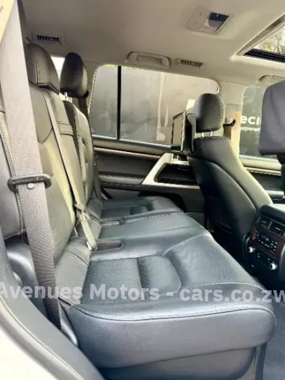 Picture of Toyota Land Cruiser 2018