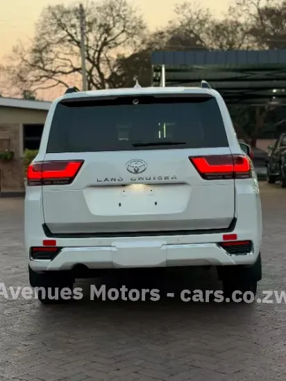 Picture of Toyota Land Cruiser 2024