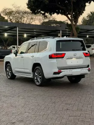 Picture of Toyota Land Cruiser 2024