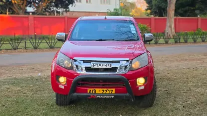 Picture of Isuzu KB300 2015