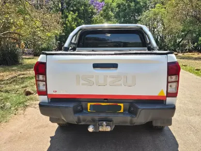 Picture of Isuzu KB250 2019