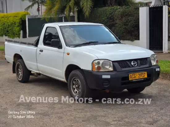 Picture of Nissan NP300 2011
