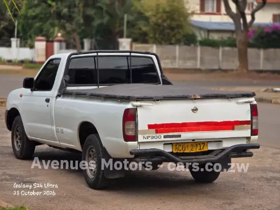 Picture of Nissan NP300 2011