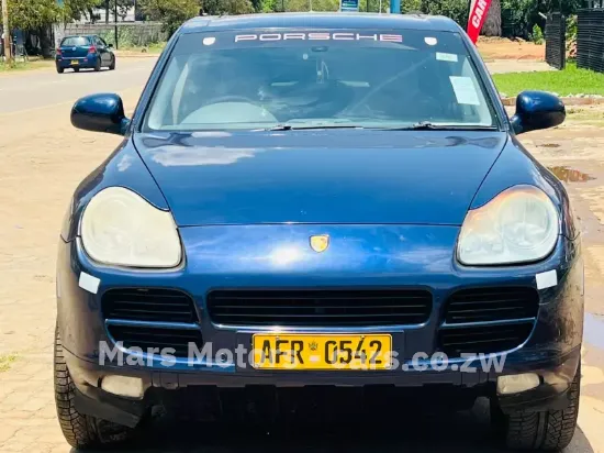 Picture of Porsche Cayenne 2014