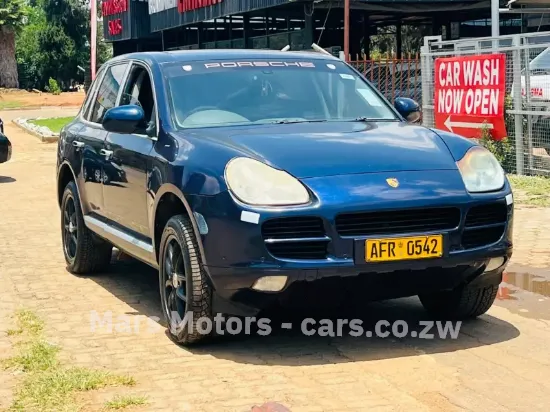 Picture of Porsche Cayenne 2014