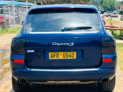 Picture of Porsche Cayenne 2014