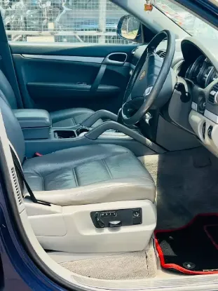 Picture of Porsche Cayenne 2014