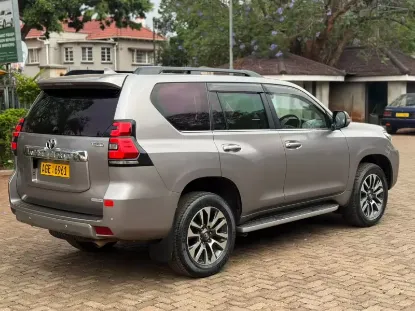 Picture of Toyota Prado 2023