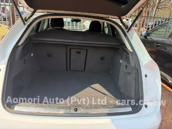 Picture of Audi Q3 2015