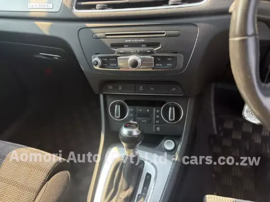 Picture of Audi Q3 2015