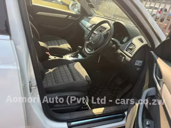 Picture of Audi Q3 2015