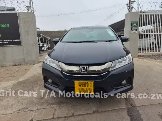 Picture of Honda Grace 2017