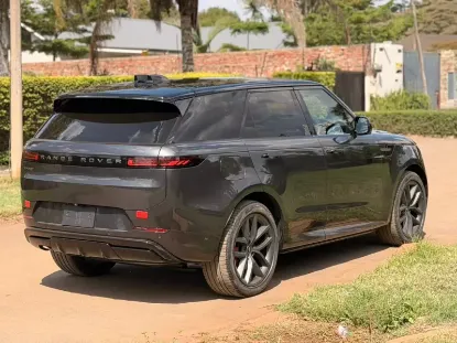 Picture of Land Rover Range Rover 2024
