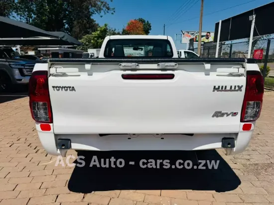 Picture of Toyota Hilux 2023