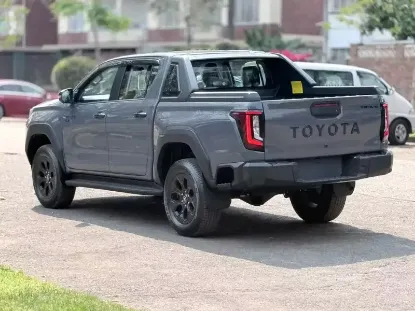 Picture of Toyota Hilux 2026