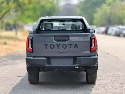 Picture of Toyota Hilux 2026