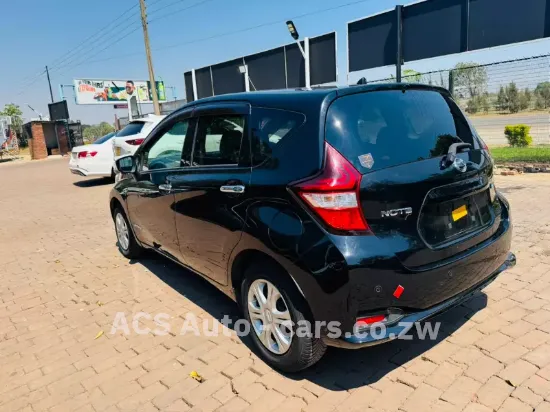 Picture of Nissan Note E-Power 2017