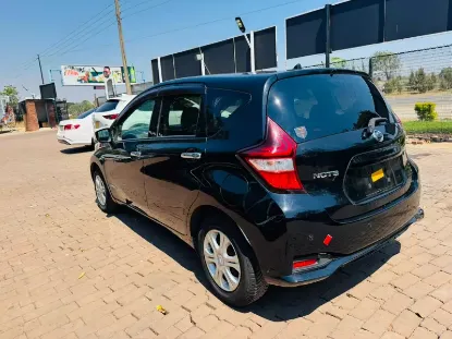 Picture of Nissan Note E-Power 2017